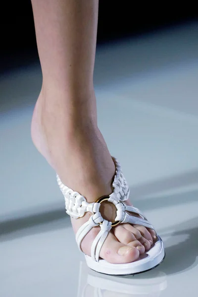 Look 12